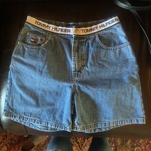 Tommy Hilfiger Jean shorts women’s size 10.